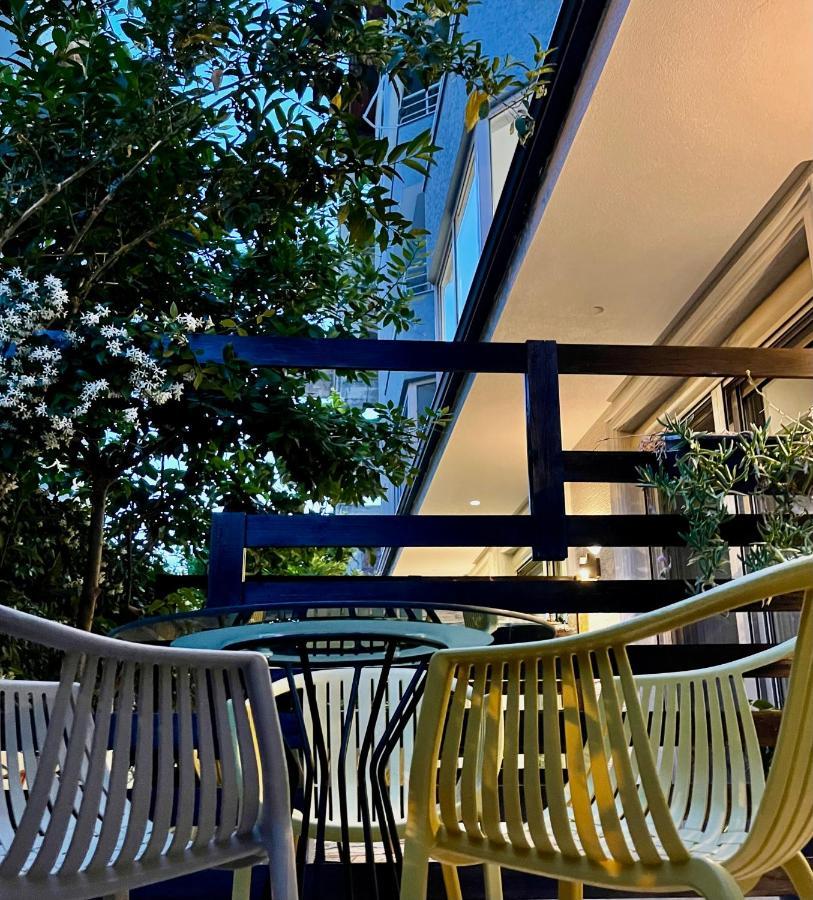 House Of A&arwen * Sarandë